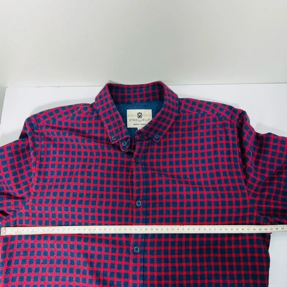 Casual Red and Blue Checkered Men's Shirt - Picture 3 of 10